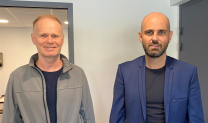 Yann Kermarrec et Anthony Casses, informaticiens à As DOMICILE, se chargeront d’animer les ateliers informatiques Yann Kermarrec et Anthony Casses, informaticiens à As DOMICILE, se chargeront d’animer les ateliers informatiques